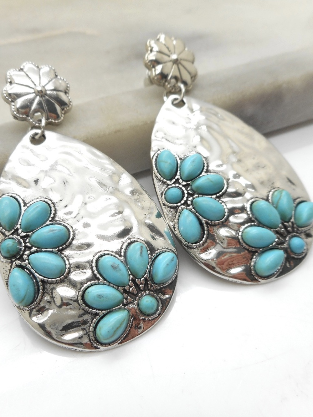 Hammer Look Turquoise Earrings Silver Plated